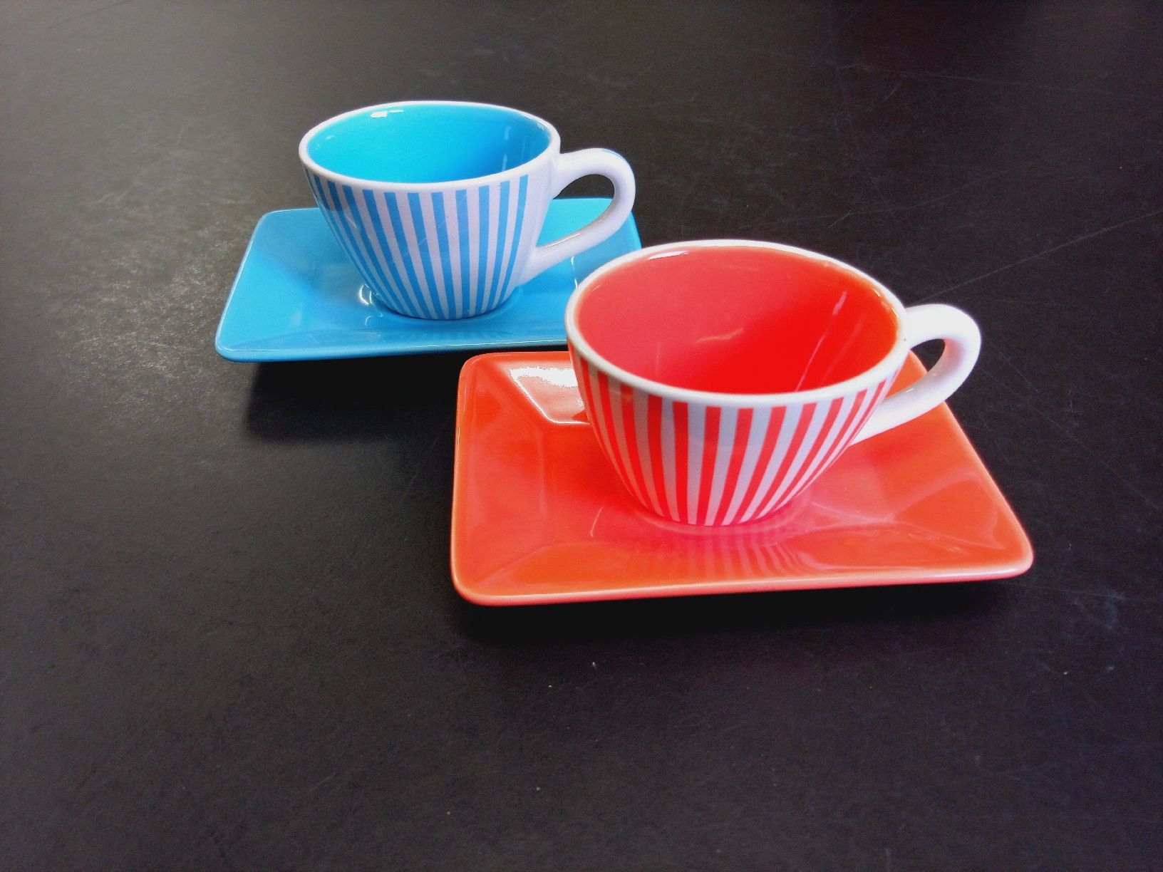 Tassen: 2 Espresso Kaffee Tassen mit Unterteller LBVYR gestreift – Gebraucht aus Reiden von Zofi-Brocki 1