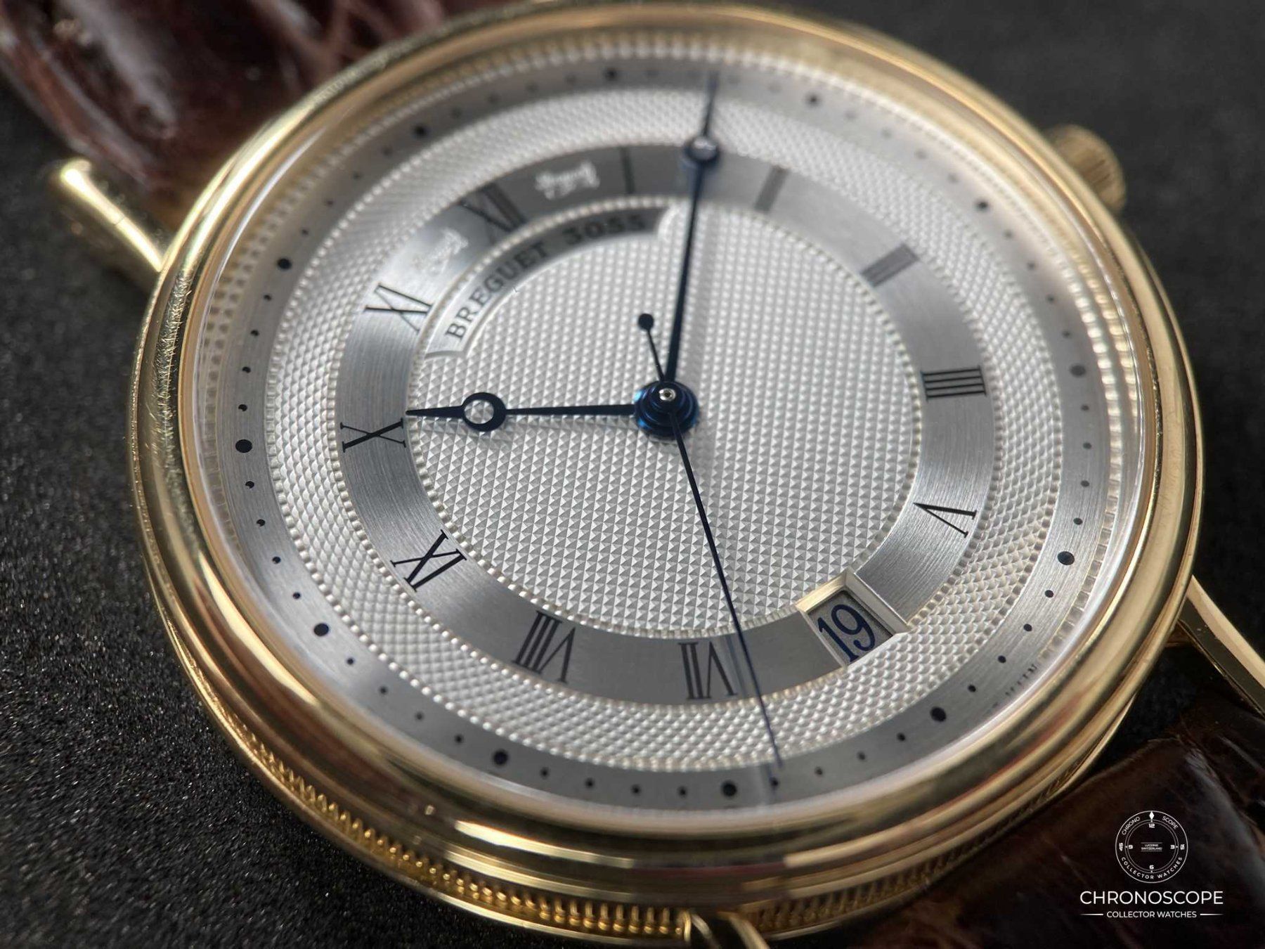 Breguet Orologi: Neo-Vintage Breguet Classique 5930BA ultra thin – Usato da Luzern venduto da ChronoScope6004 4