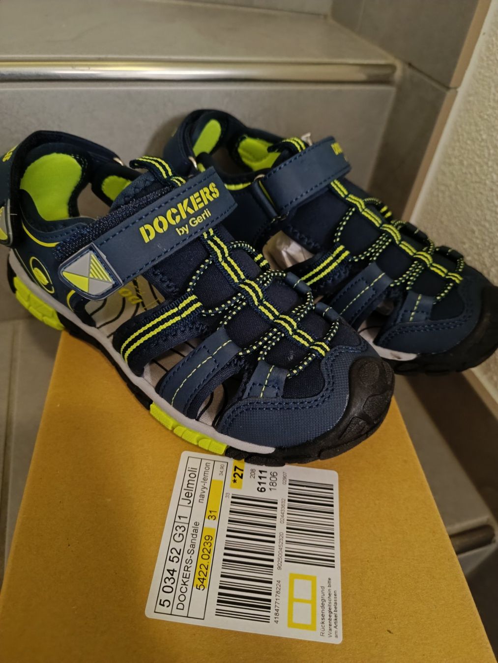 Schuhe für Jungen: Neue Dockers Sandale 31 – Neu und originalverpackt aus Wohlen AG von Fabe3