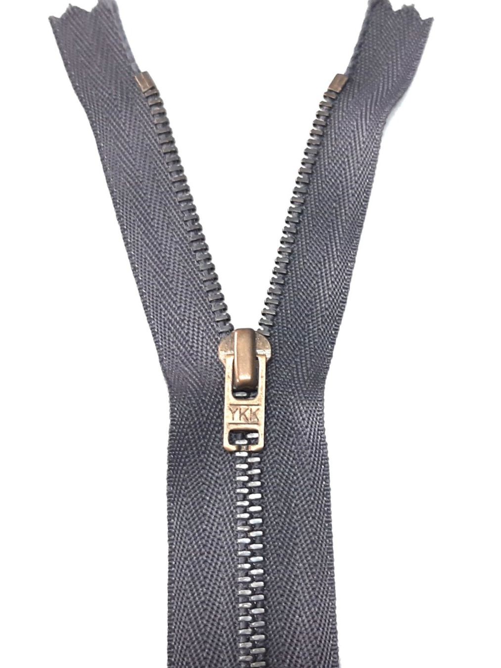 Tessuti: Reißverschluss 22 cm -  Fermeture éclair 22 cm – Nuovo (secondo la descrizione) da Savagnier venduto da Marderuth