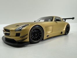 Mercedes-Benz SLS AMG GT3 1:18, limitiert, MINICHAMPS