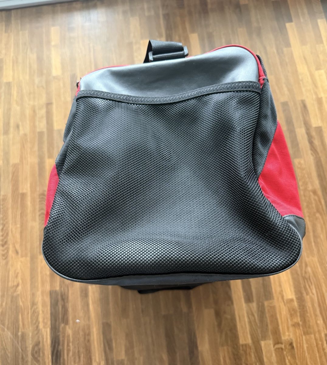 Nike Borse: Sports bag like new – Nuovo (secondo la descrizione) da Zürich venduto da lar_8826 2
