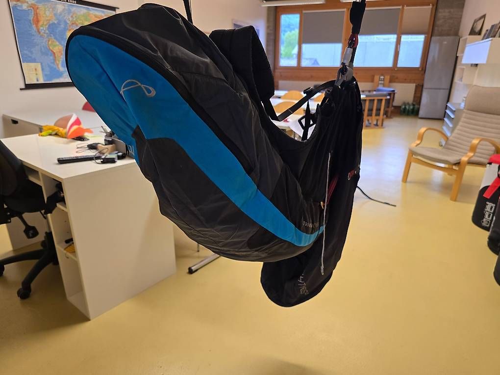Sport dell'aria & Aquiloni: Advance Lightness 2 L – Usato da Matzendorf venduto da Flugschule-Jura