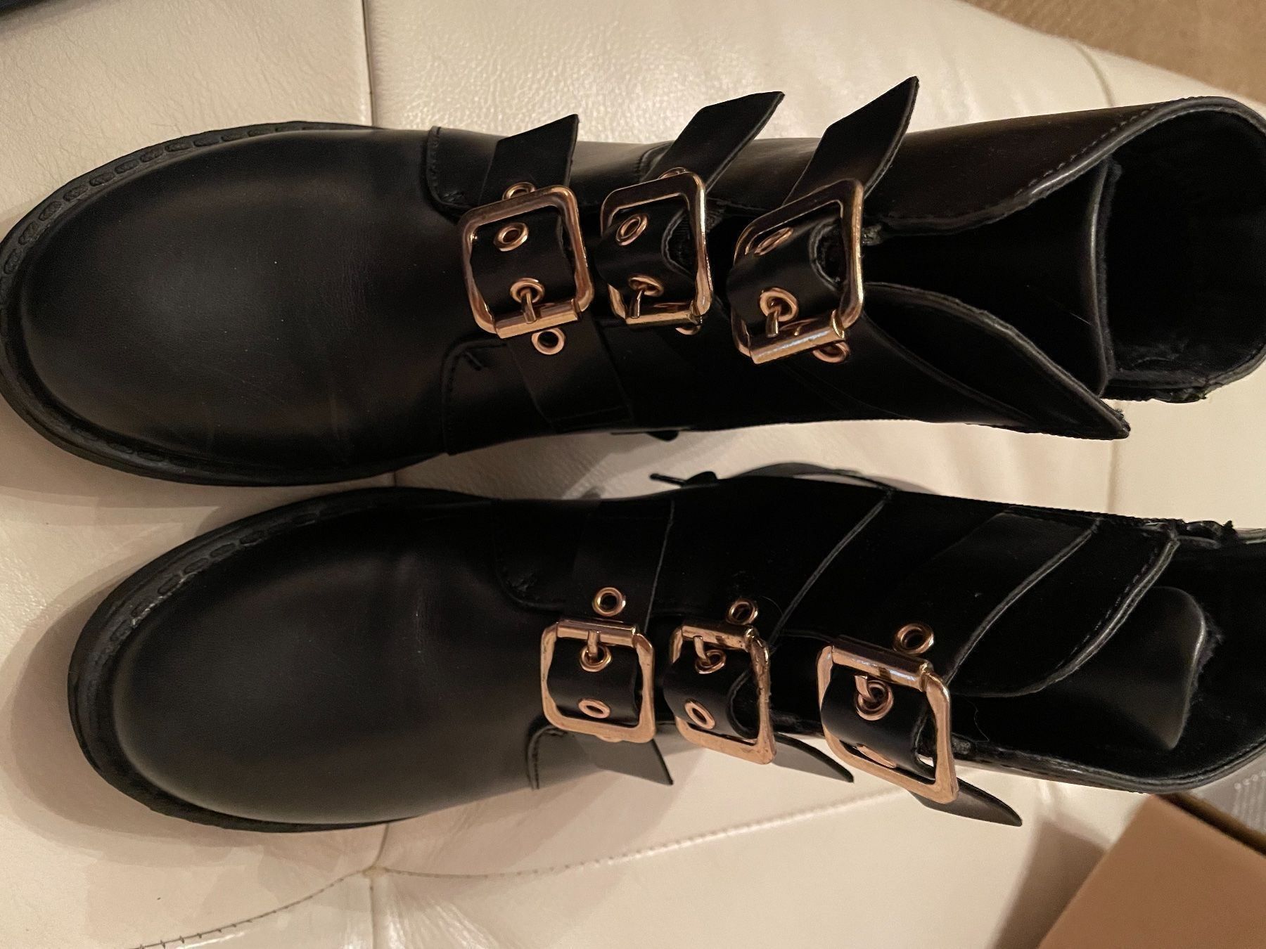 Scarpe da donna: Bottines – Nuovo (secondo la descrizione) da Pully venduto da Kalissa 1