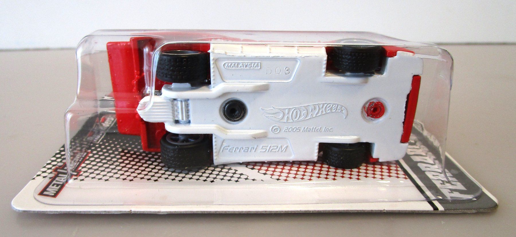 Ferrari Modellini d'auto: HOT WHEELS FERRARI 512M " GARAGE " - T8301 – Nuovo e nell'imballaggio originale da Chêne-Bourg venduto da breno56 4