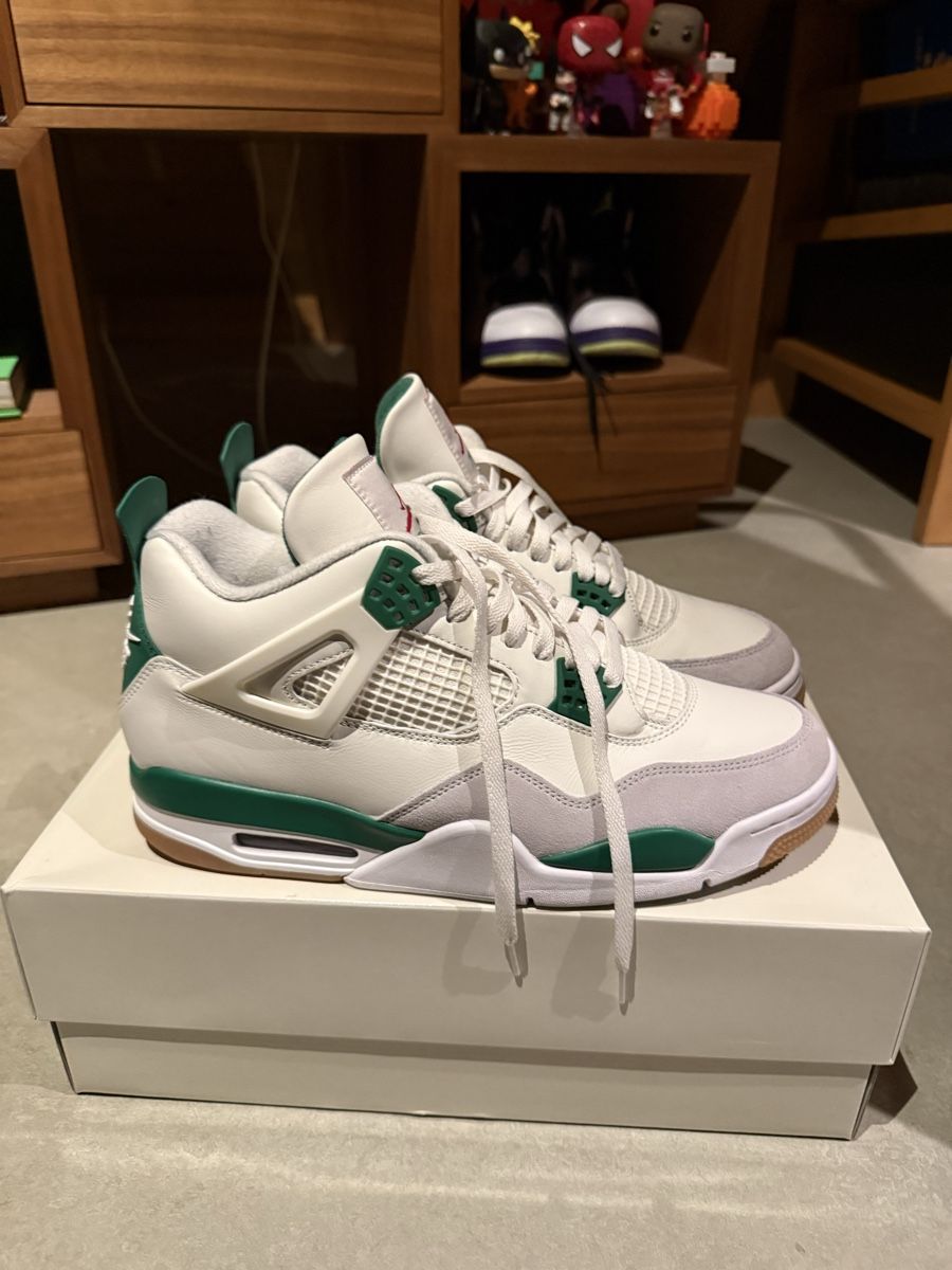 Jordan Scarpe da uomo: Jordan 4 Pine Green – Usato da Uerikon venduto da Beat03