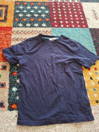 Cooles KIDS T-Shirt, Grösse 122, Dunkelblau - Top Zustand!