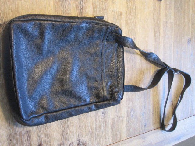 Borse: Ledertasche – Nuovo (secondo la descrizione) da Ehrendingen venduto da spanky11