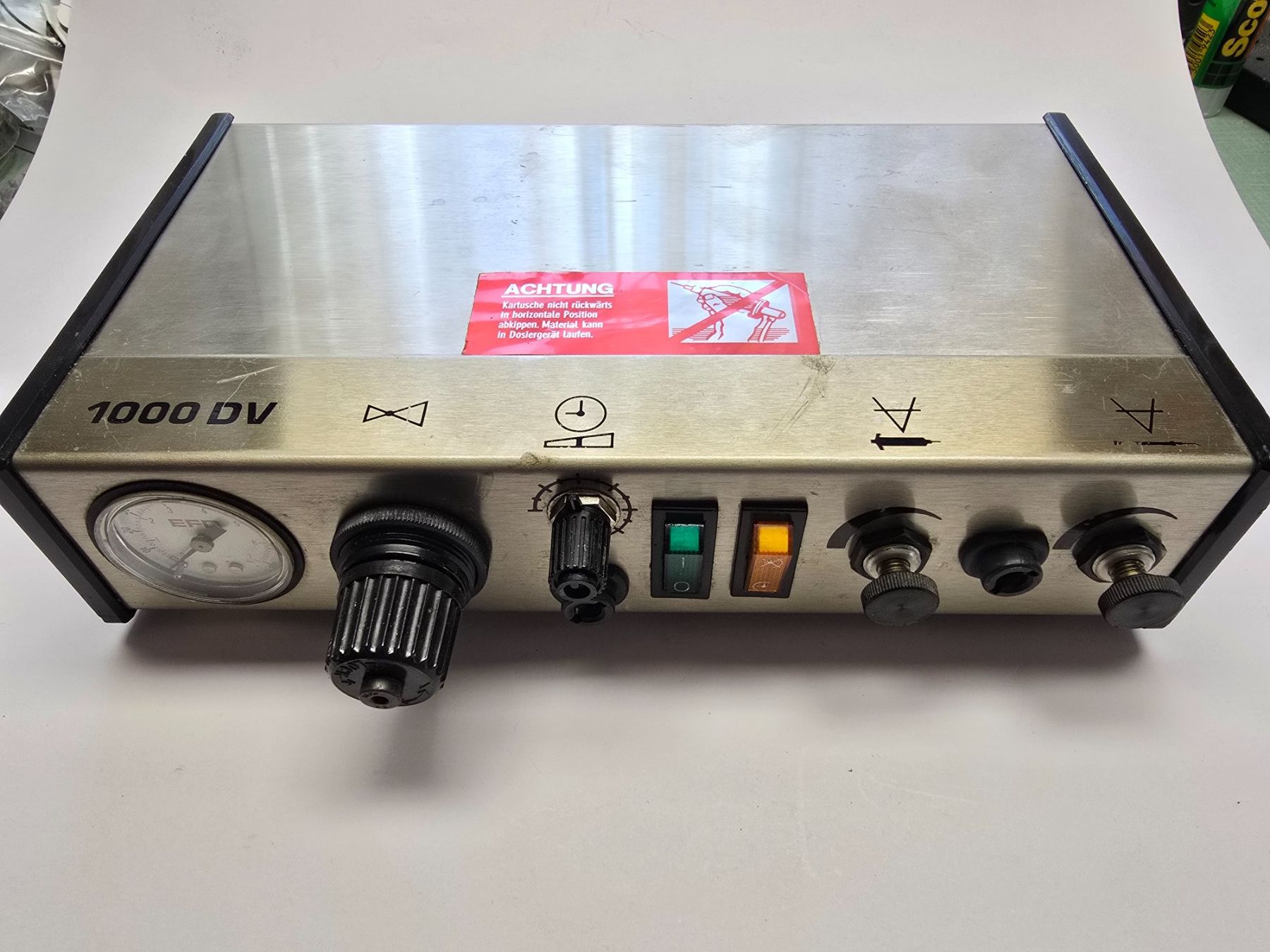 Alle Maschinen: Dosiergerät Nordson-EFD  1000DV – Gebraucht aus Balgach von Zwickau01 9