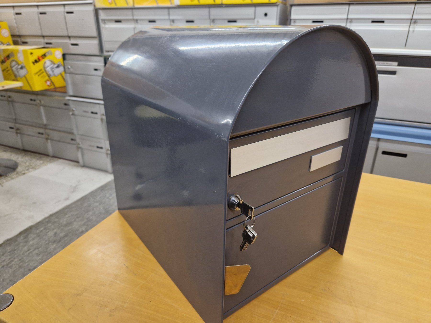 Altro per la casa: Briefkasten ( Huber ) – Usato da Wiler b.Utzenstorf venduto da bamaa-shop 2