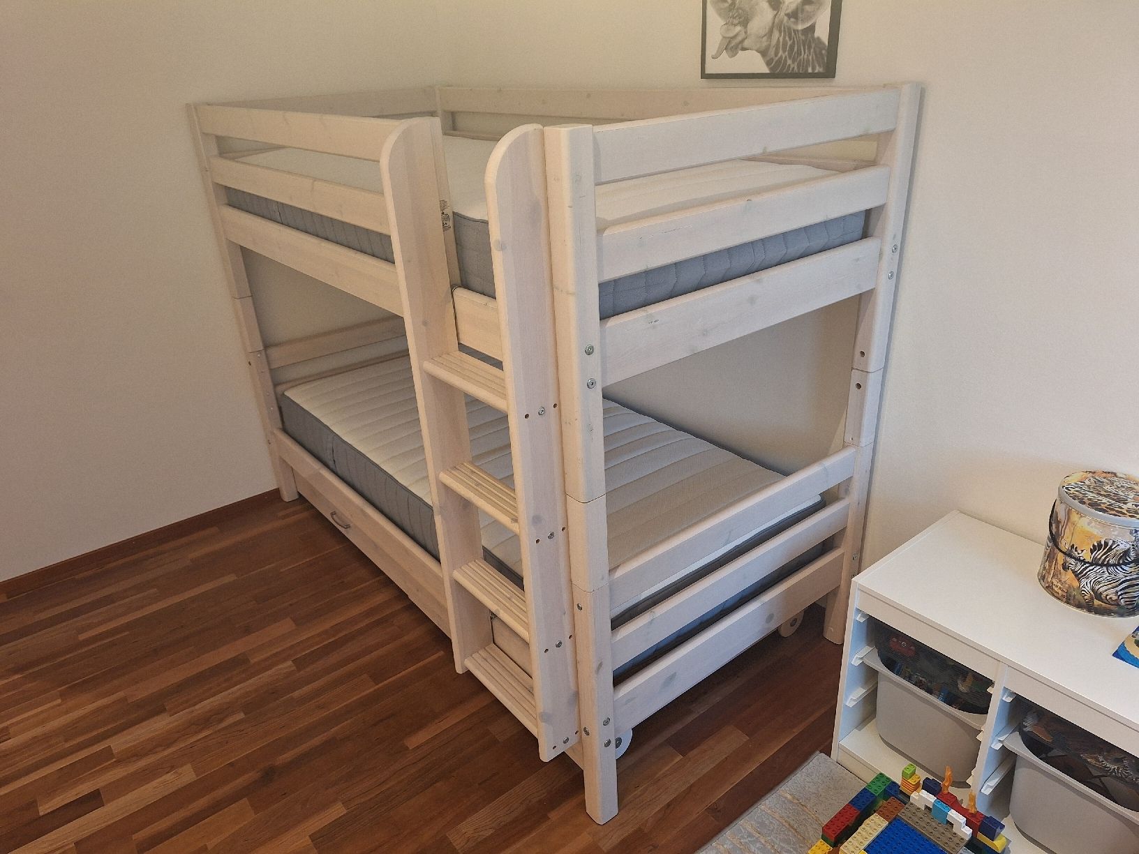 Flexa Letti: Flexa Etagenbett mit zwei Schubladen – Usato da Hinwil venduto da Vario930 1