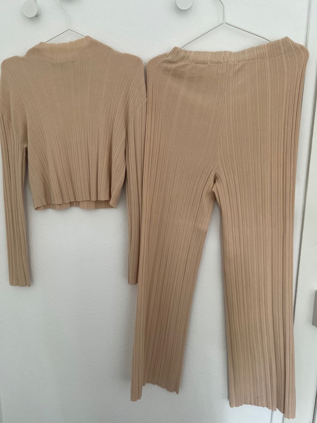 Maje Lots de vêtements: Maje Set, Gr. 1 (ca. S) – D'occasion à Zürich par lisitsyna