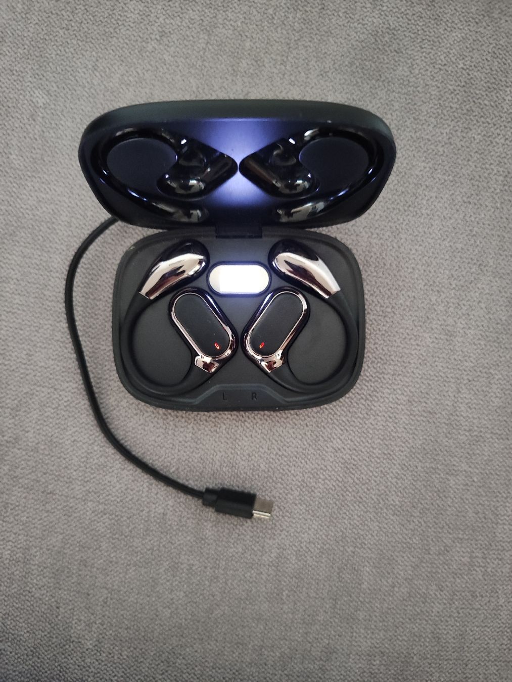 Cuffie: Écouteurs intra-auriculaire Bluetooth  – Usato da Ursy venduto da Sebastien-85 1