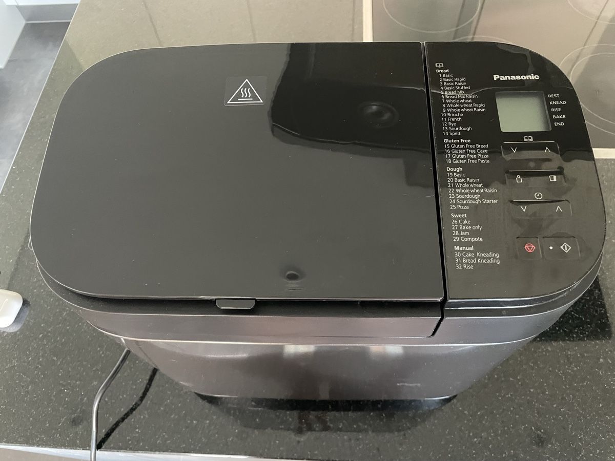 Küchengeräte: Panasonic SD-YR2540 Brotbackautomat, gebraucht – Gebraucht aus Oberägeri von petralany
