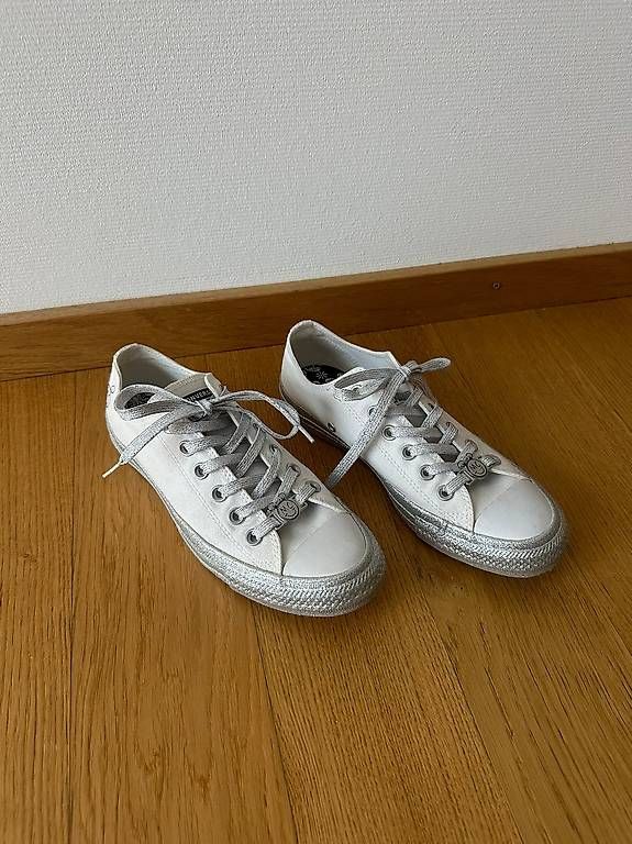 Converse Scarpe da donna: Converse Schuhe – Usato da Wallisellen venduto da Michelle06