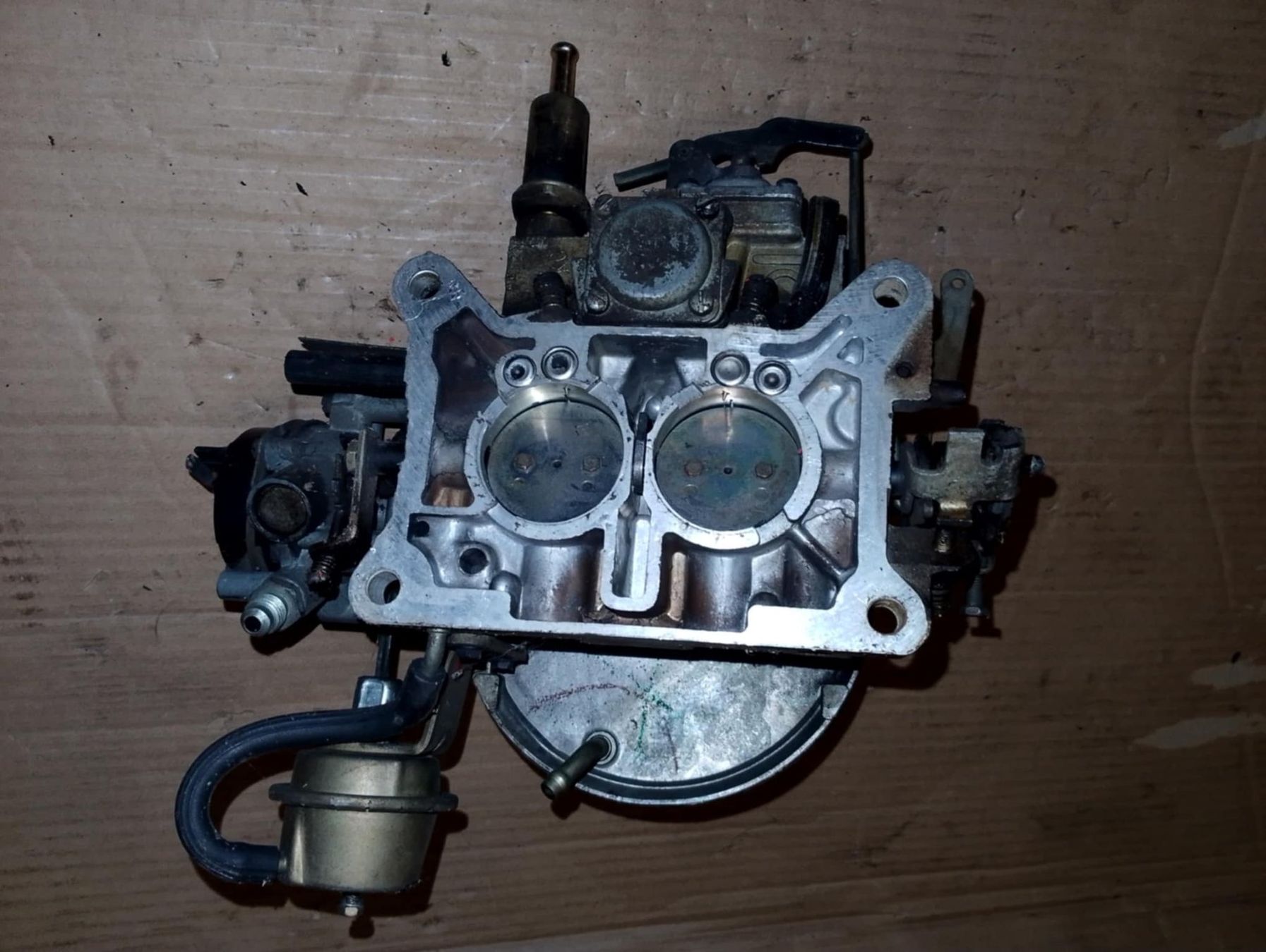 Tutti pezzi di ricambio auto: Doppelvergaser – Usato da Niedergösgen venduto da usc_tt5r 5