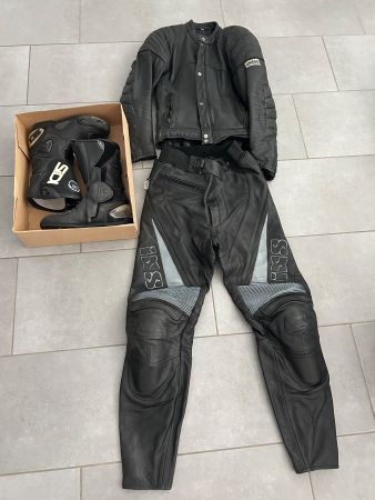 Ensemble habits moto