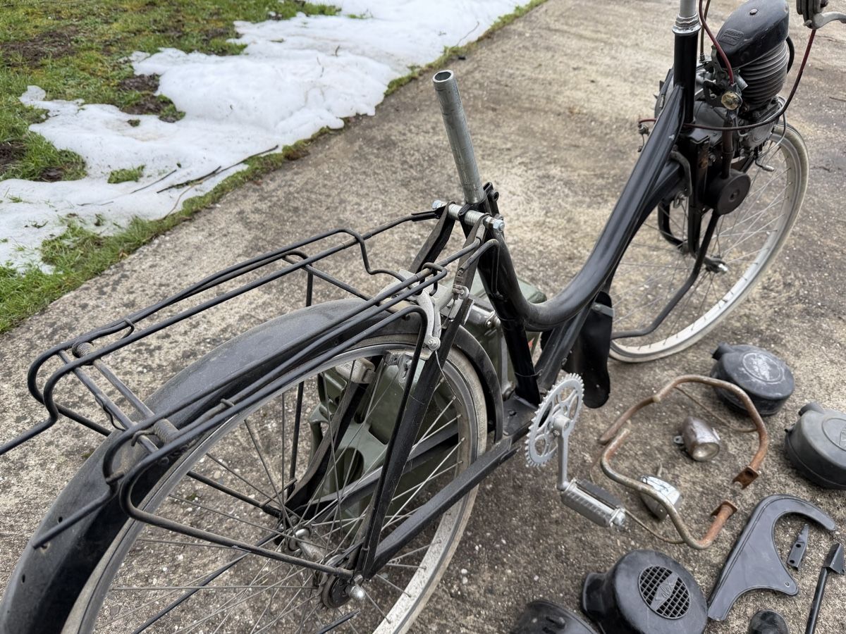 Solex Mofas: VELOSOLEX SOLEX ORIGINAL HS HISPANO SUIZA – Defekt aus Courtételle von claude41 9