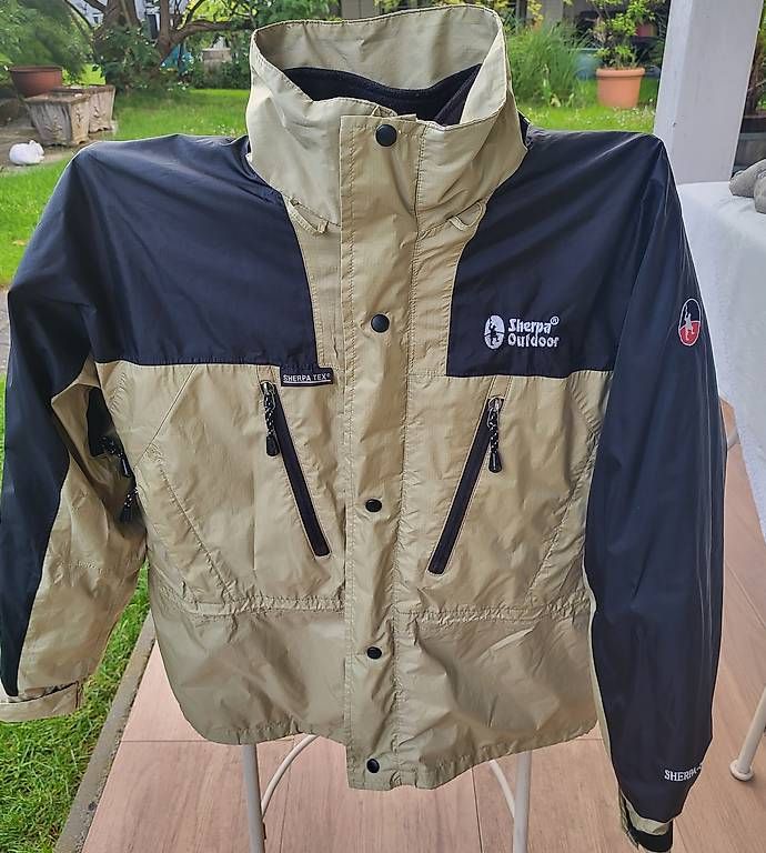 Sherpa Giacche: Sherpa Outdoor Jacke, Grösse M – Usato da Henggart venduto da Purzel7798