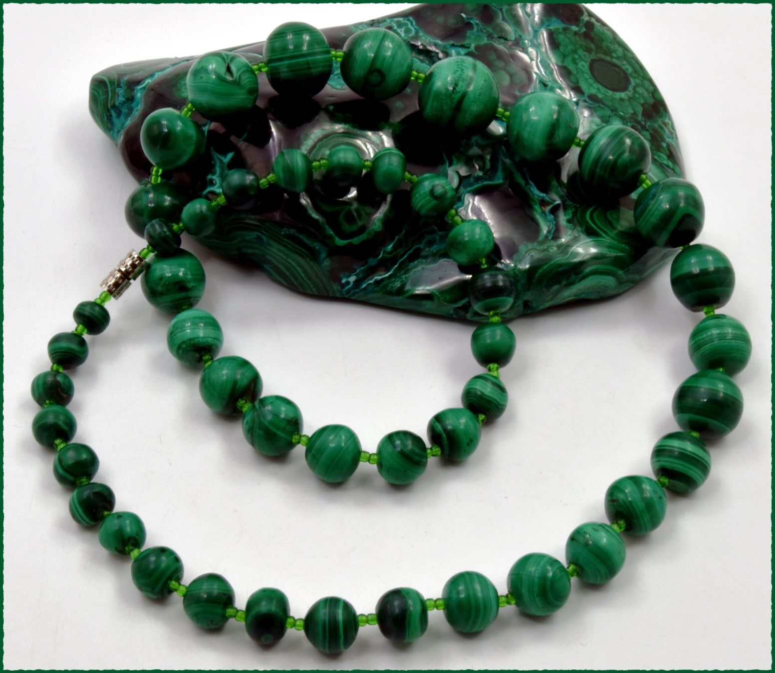 Catenine: ♛ Wunderschöne Massive Malachit Kette ca. 53cm – Nuovo e nell'imballaggio originale da Oberglatt ZH venduto da Hot-Spot