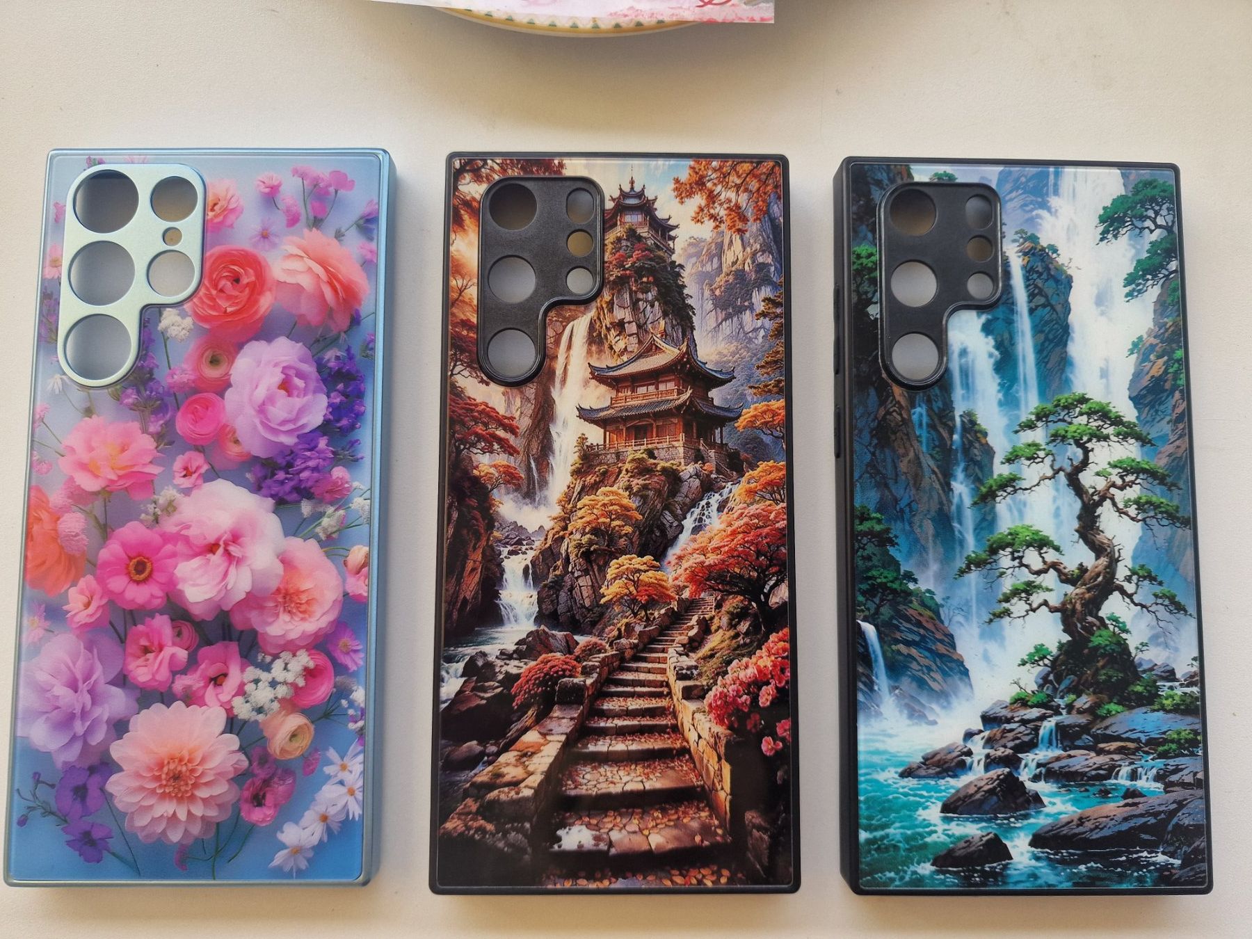 iDeal of Sweden Coques & Protection écran: 10 Phone cases Samsung S22 Ultra – D'occasion à Münsingen par InnaN 3