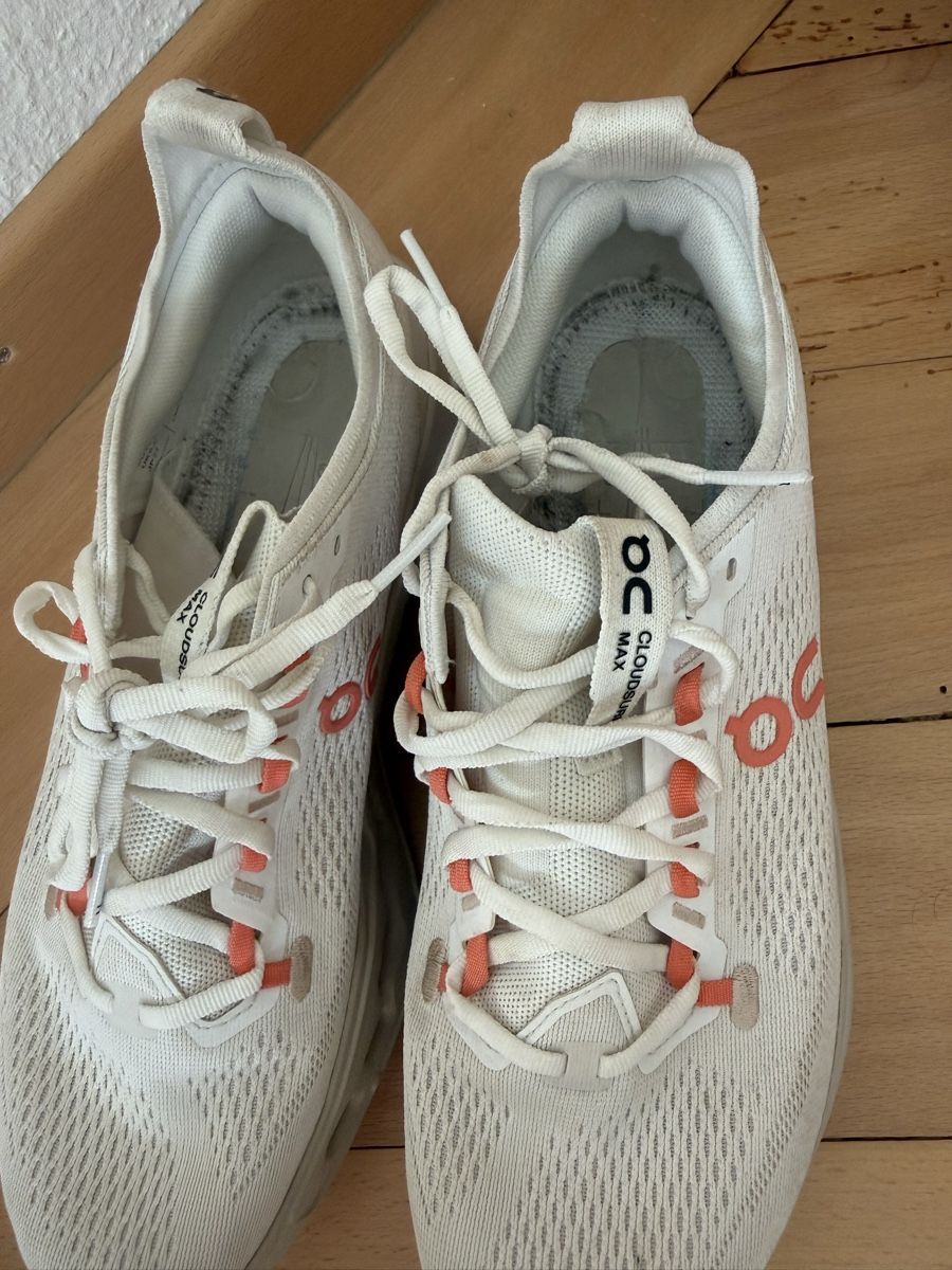 On Scarpe da uomo: On Cloudsurfer Max (42.5) – Usato da Bern venduto da Laufsport3000 1