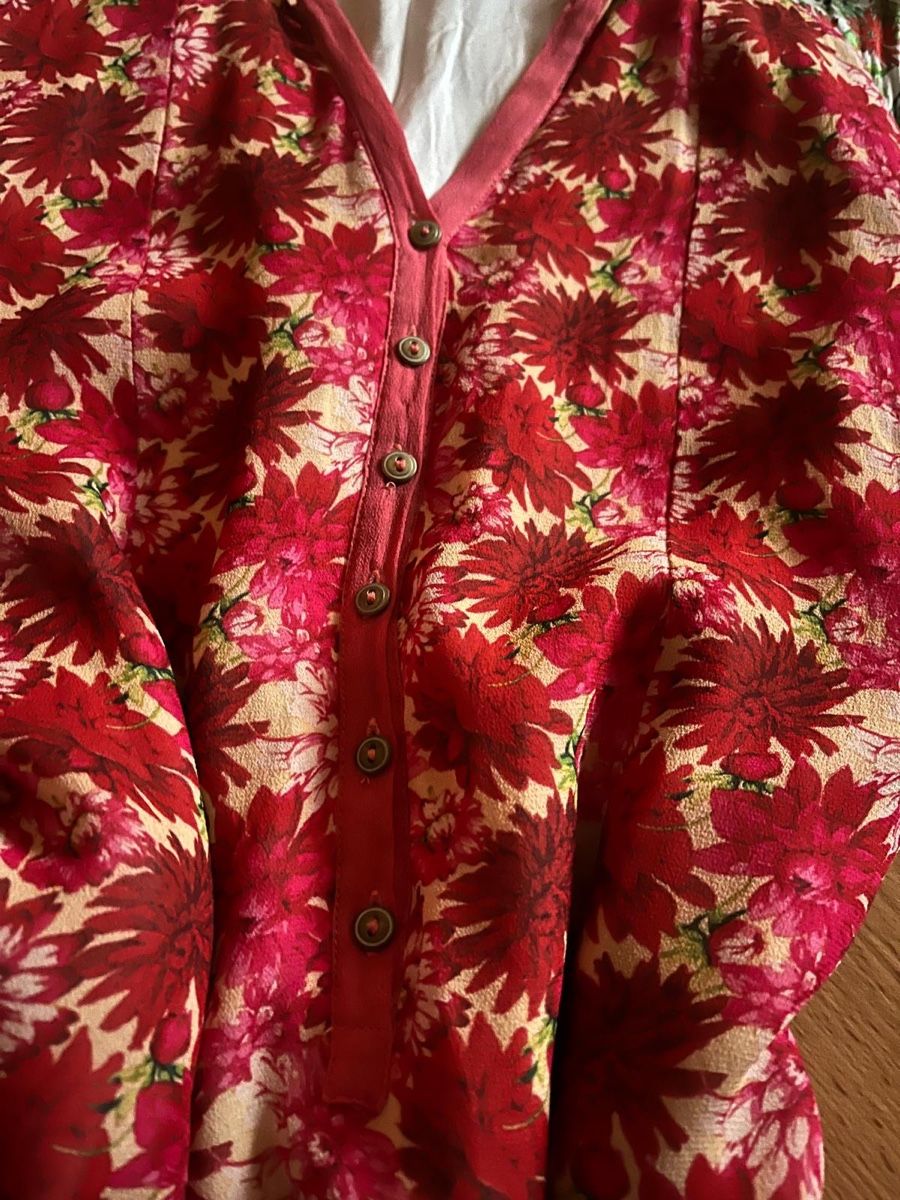 Nile Vestiti: Nile Kleid Grösse S – Usato da Innertkirchen venduto da salmalo 1