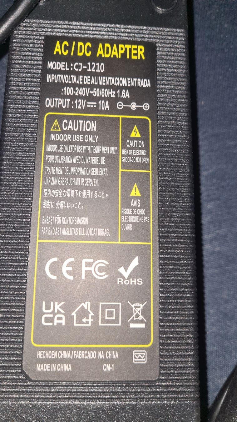 Chargements: 12V 10A Netzteil – Neuf (Voir description) à Brislach par jan_ds2v 1