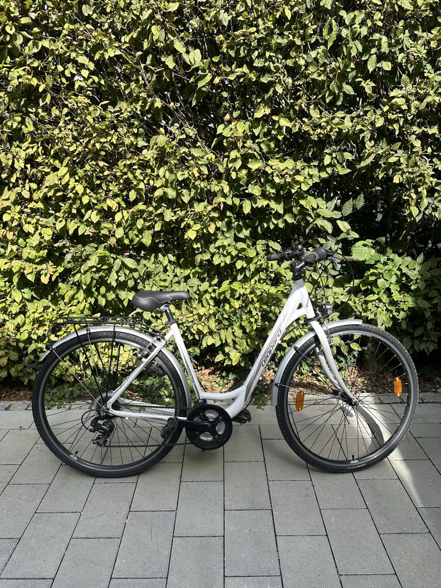 Velos: Damenvelo Leopard weiss – Gebraucht aus Gümligen von gerecht245