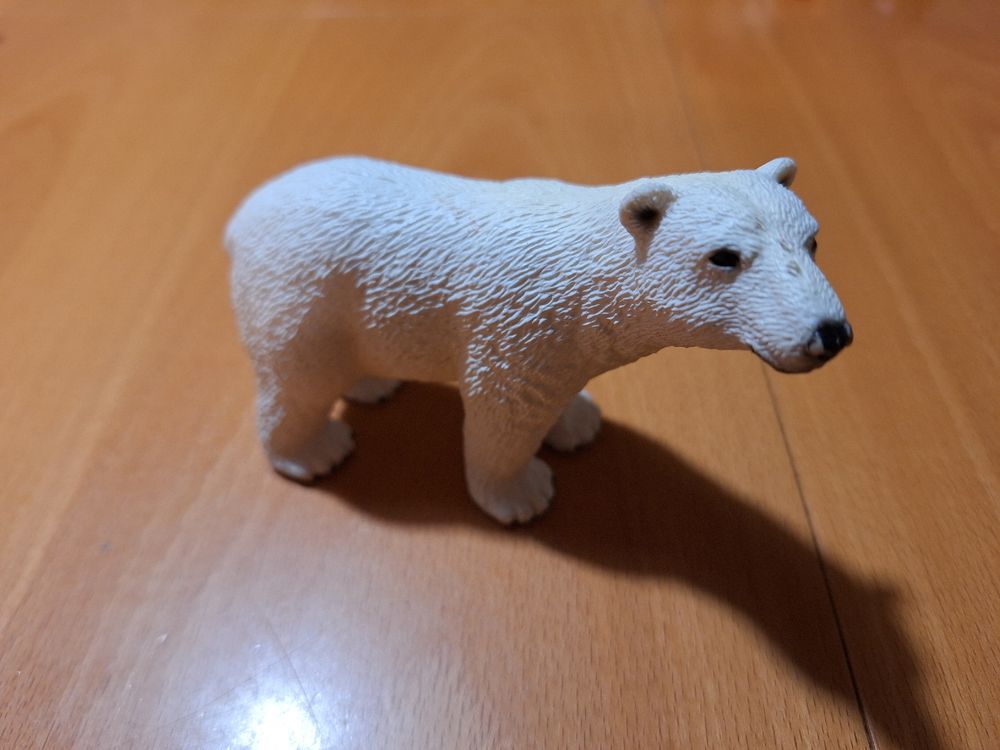 SCHLEICH Eisbärjunges – Detailgetreu Handbemalt, Perfekt Zum Spielen & Sammeln