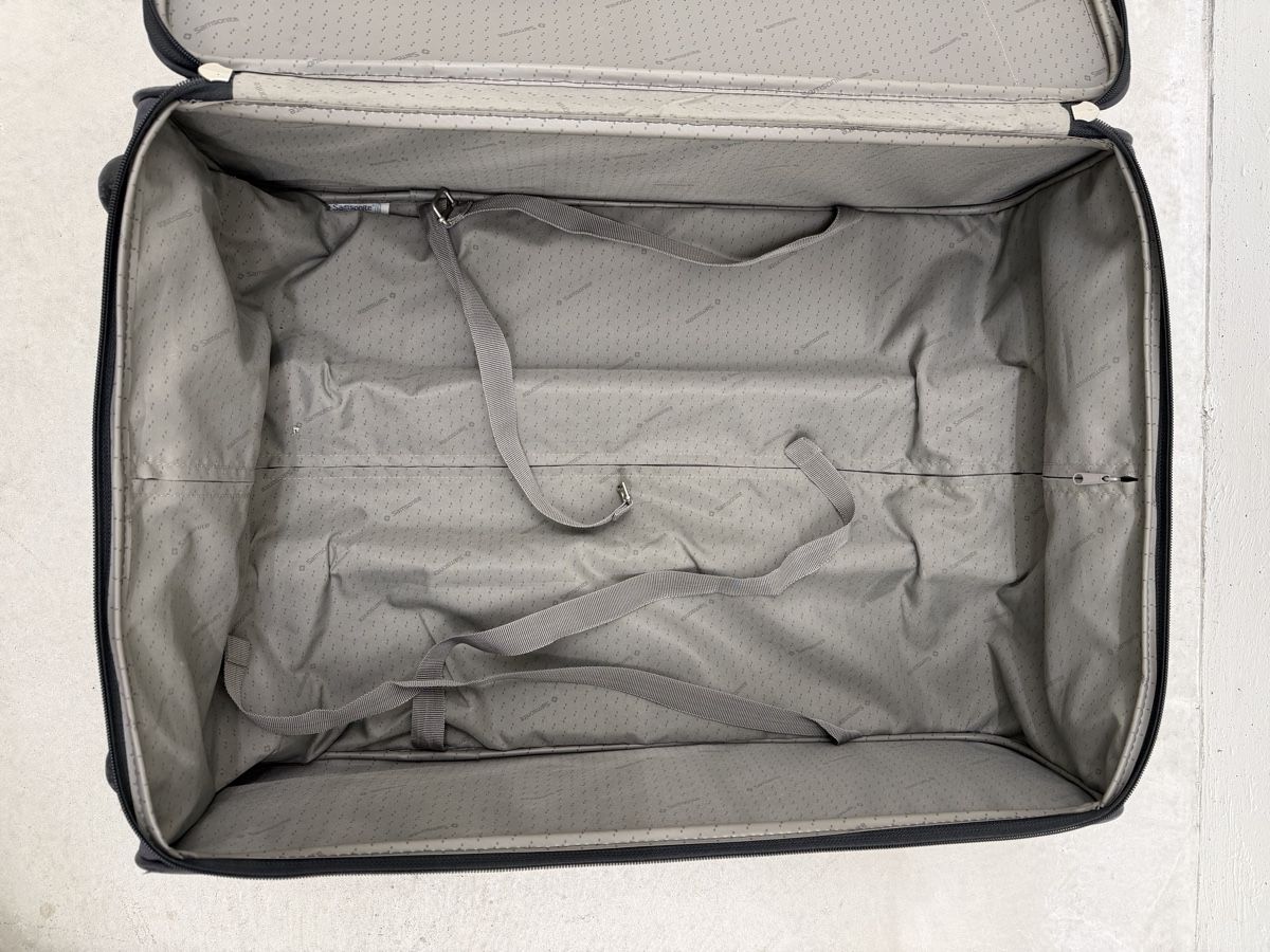 Samsonite Valigie: Samsonite Check-In Koffer Masse 61x23x43 – Usato da Uznach venduto da Player6 6