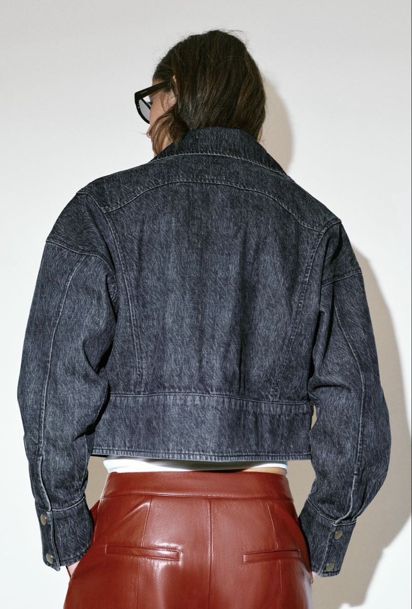 Zara Giacche: ZARA  CROPPED DENIM JACKET – Usato da Gossau SG venduto da Koumichel16 2