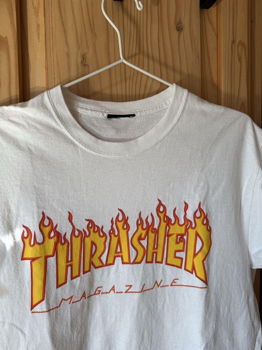 T-Shirts: Thrasher T-Shirt, Top Zustand – Gebraucht aus Hergiswil NW von kaufe_bei_kaufmann 1