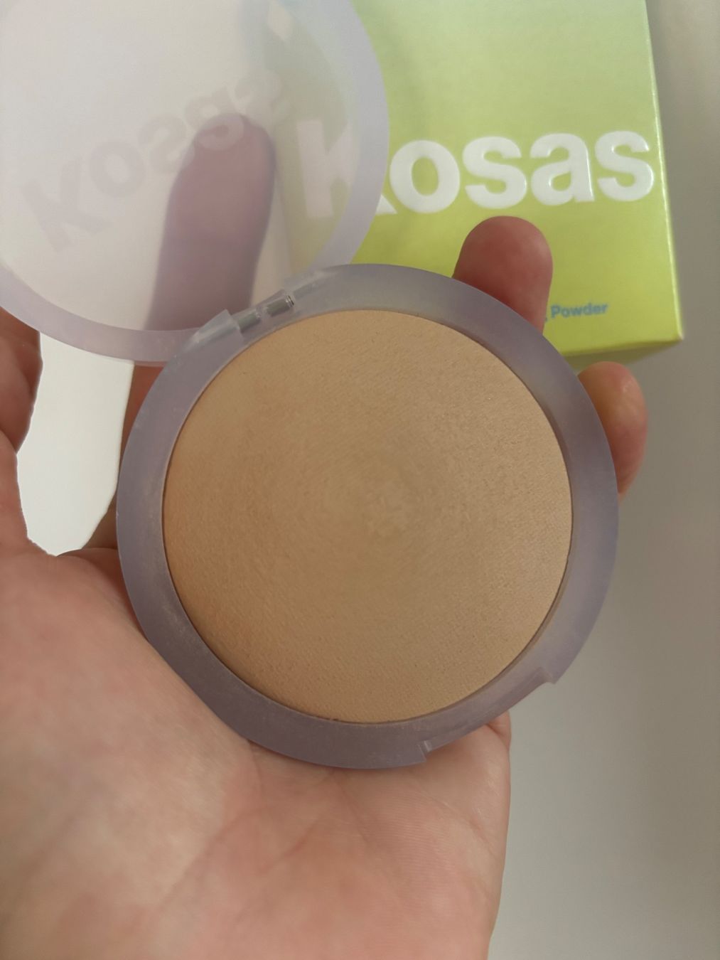 Make-up: Kosas Cloud Set Puder Feather Light Medium - Neuwertig! – Usato da Zürich venduto da deruja