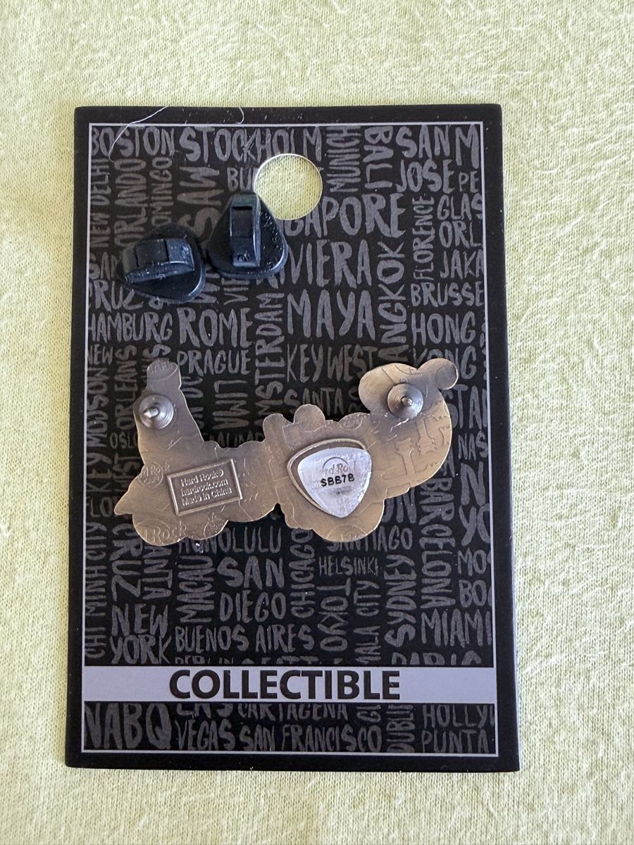 Spille & Fermagli: Pin’s Hatd Rock Café Copenhague  – Nuovo e nell'imballaggio originale da Evilard venduto da fre_tn86 2