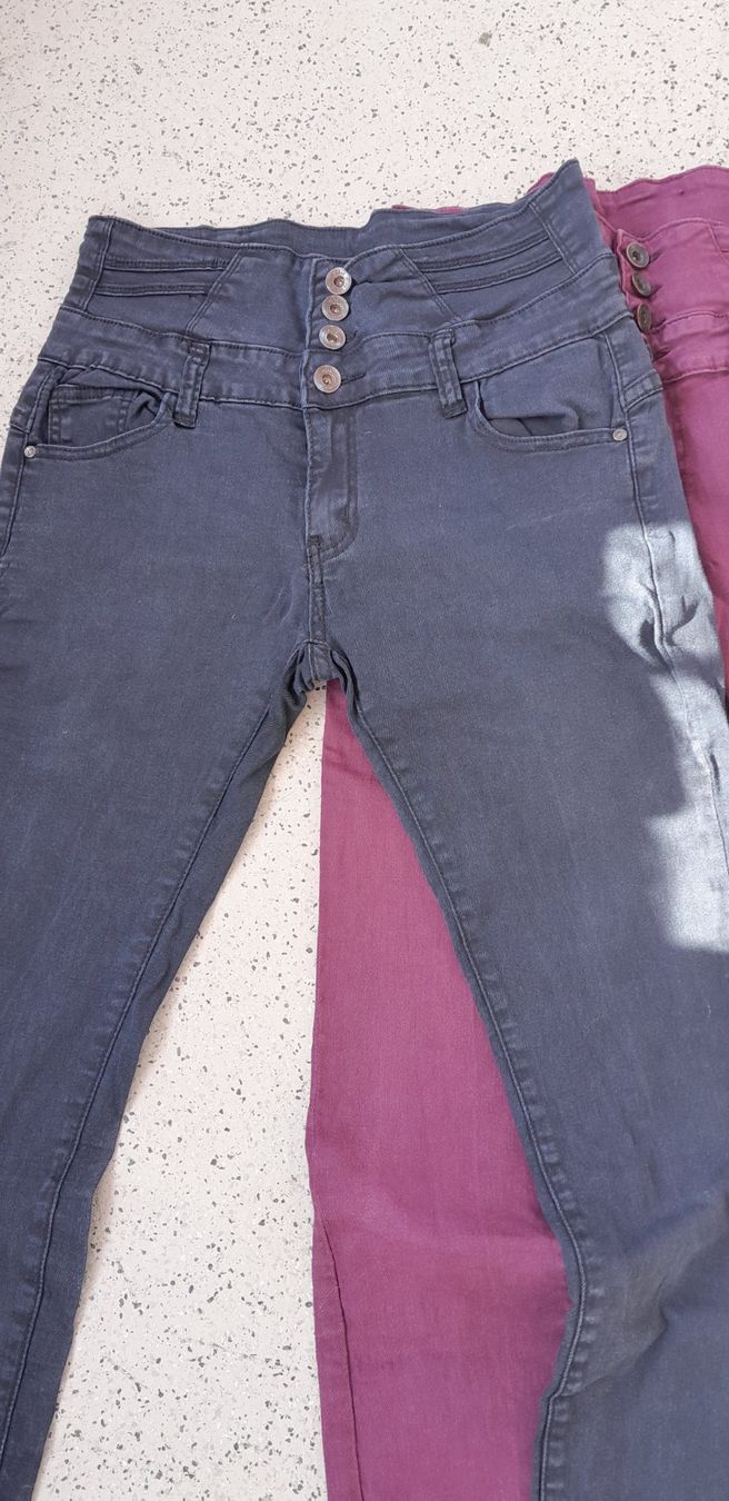 Jeans: Jeanshosen Damen Grösse 38 – Usato da Worb venduto da Osterthal 1