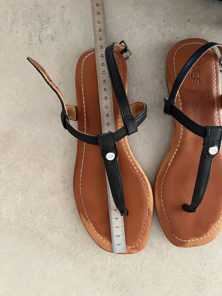 Ugg Chaussures femmes: UGG Sandalen Leder – D'occasion à Winterthur par ni_ra 3