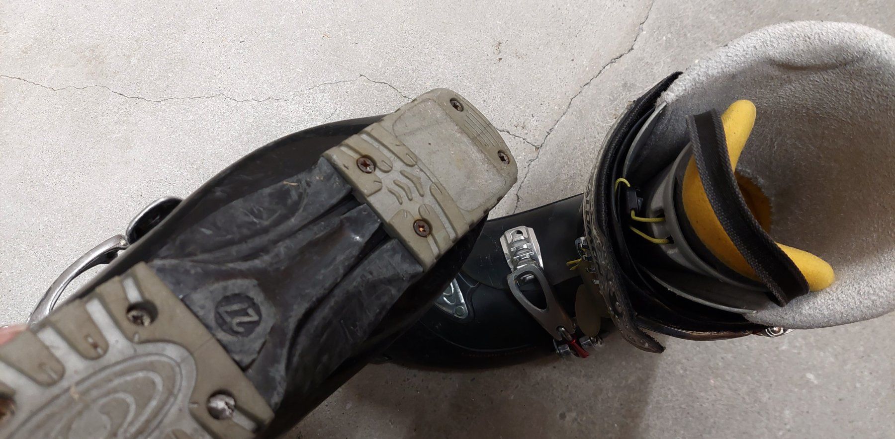 Scarpe da uomo: Skischuh Gr.42 – Usato da münchenstein venduto da ewu_8lcz 1