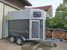Humbaur 2er Pferdetransporter