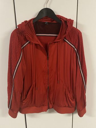 Marc Cain sportliche Jacke mit Kapuze Gr. 5 (XL)