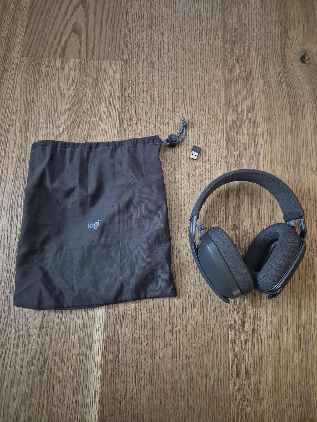 Logitech Cuffie: logitech wireless headphones zone vibe 100 – Usato da Ostermundigen venduto da louhdez