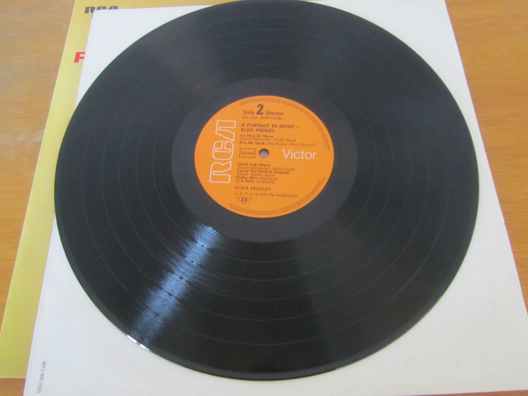 Dischi in vinile: ELVIS PRESLEY:   A Portrait In Music – Usato da Seengen venduto da mikelele 4