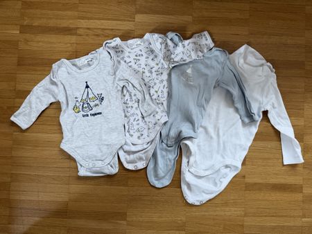 4er Set Baby Bodys Grösse 68, Langarm für den Herbst!
