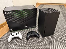Xbox Series X 1 TB (Disc Edition) Mit 2 Controllern