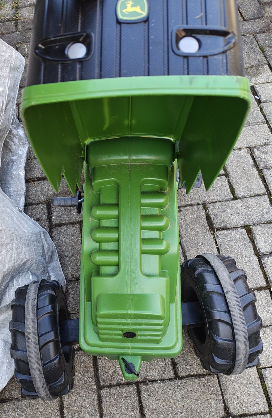 John Deere Fahrzeuge für Kinder: Tret traktor John Deere – Gebraucht aus Uerkheim von Justi.y 2