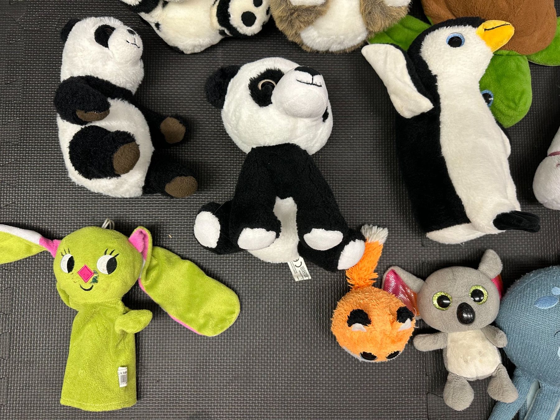 Jouets: Plüschfuguren / -tiere Paket – D'occasion à Knonau par Soni2 1