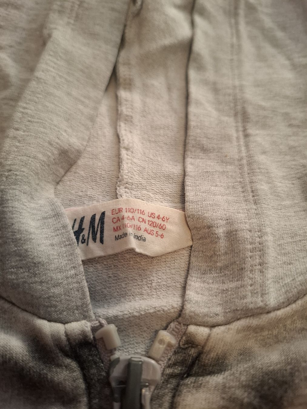 H&M Jacken & Mäntel: Herziges Katzenjäckli – Gebraucht aus Luzern von s.teffi 1