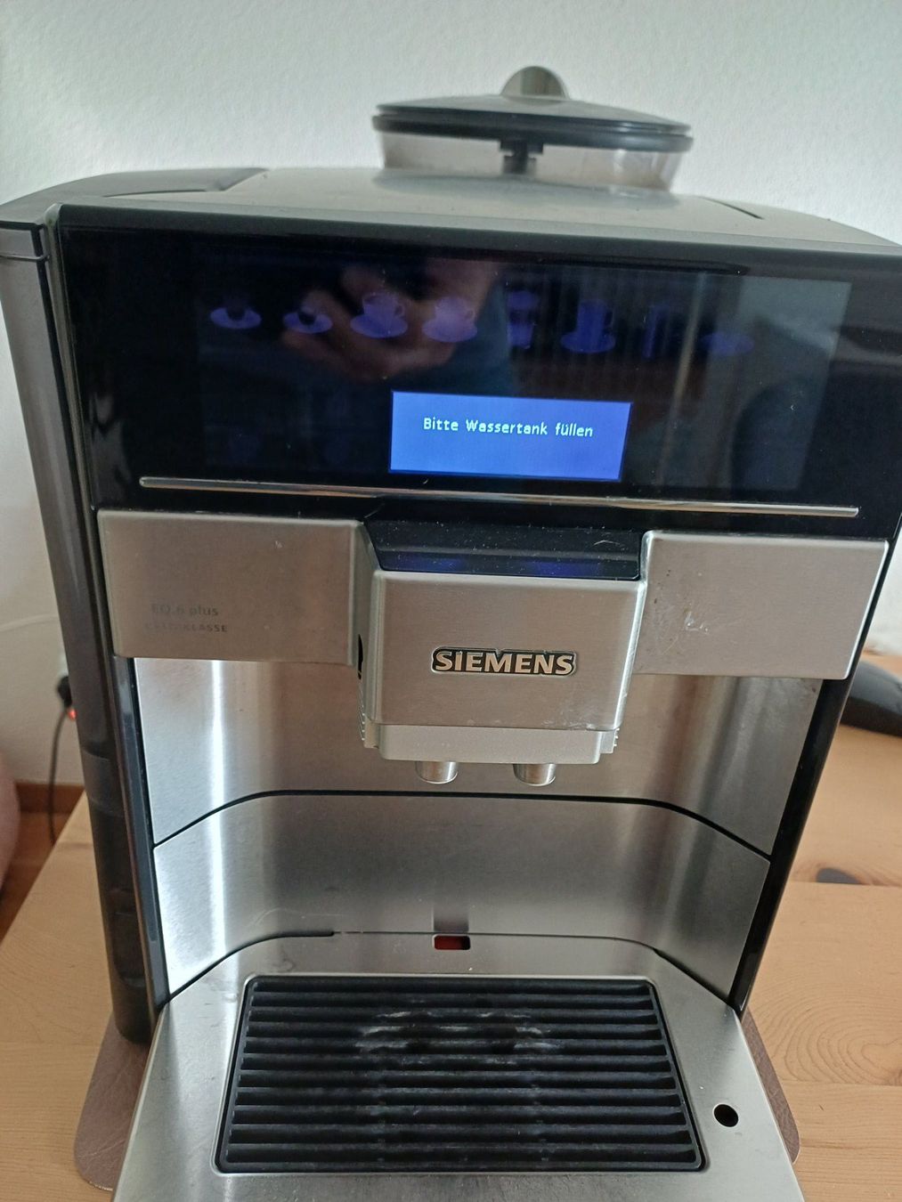 Siemens Kaffeemaschinen & Espressomaschinen: Siemens EQ6 plus extraKlasse – Defekt aus Jona von Rreto71 4