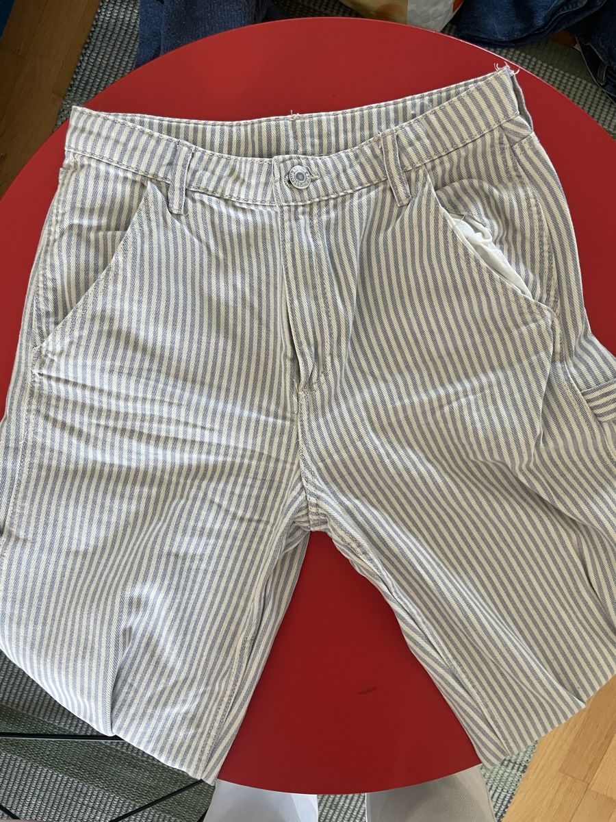 Pantaloni: H&M Hose, Streife – Usato da Zürich venduto da LeTeNiDo 1