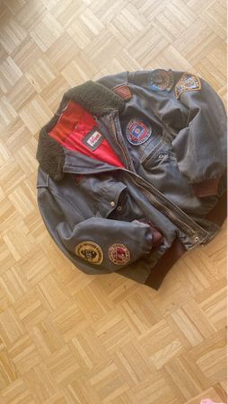 Vintage US Army Fliegerjacke mit coolen Patches Gr.M